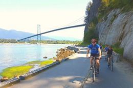 Vancouver Bike Tour – City Highlights