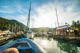 Vancouver boat tour to Bowen Island