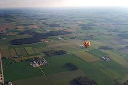 Hot air balloon ride over London, Southern Ontario. A high-flying experience gift for Birthdays, Christmas, anniversaries.