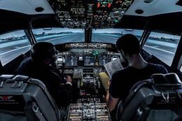 Picture of Boeing 737 Flight Simulator - Calgary - 30 minutes