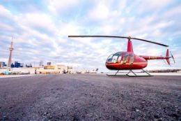 A private Toronto helicopter tour for the ultimate Toronto date night!