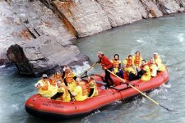 scenic float trip for families on the Athabasca River, Jasper National Park