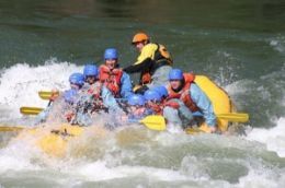 White water rafting Banff Bow River and Horseshoe Canyon