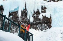 Banff winter tour Johnston Canyon Icewalk